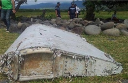 Video về mảnh vỡ nghi của MH370
